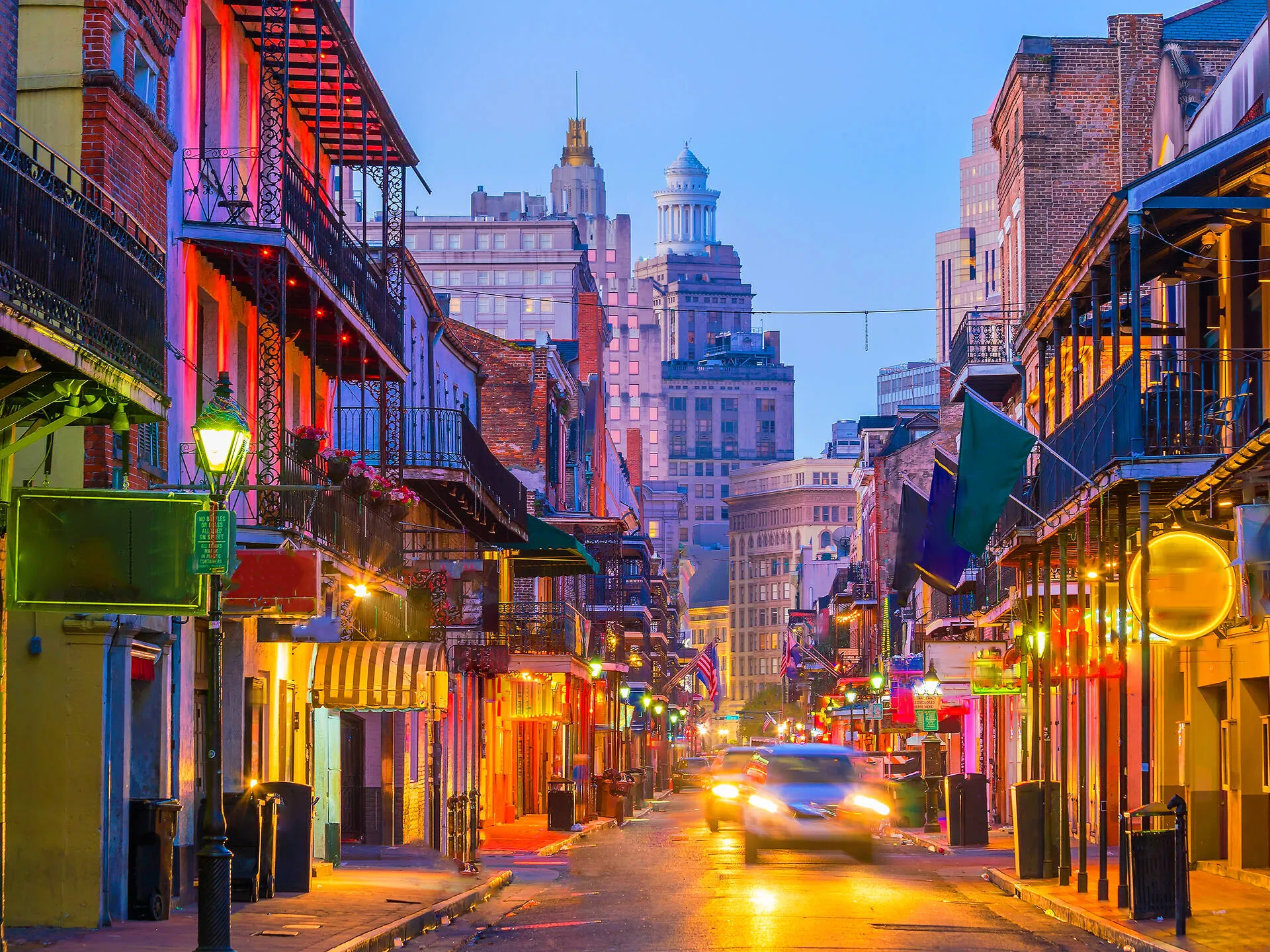 New Orleans street scene
